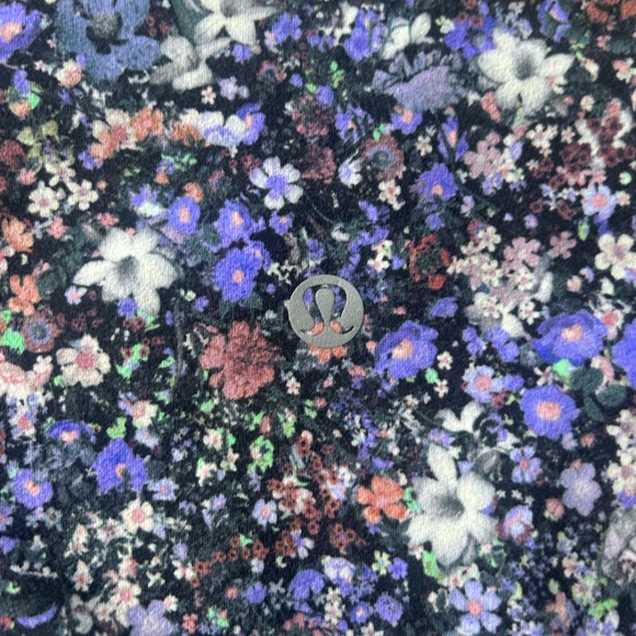Lululemon Align High-Rise Short 6" Flower Burst Multi Size 4 - Picture 6 of 8